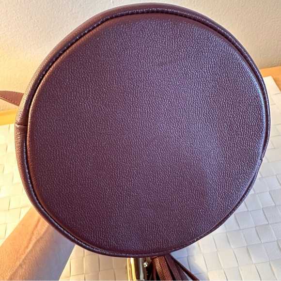 See by Chloé logo-debossed leather bucket bag. Burgundy and tan. New w/o tags - Picture 8 of 9